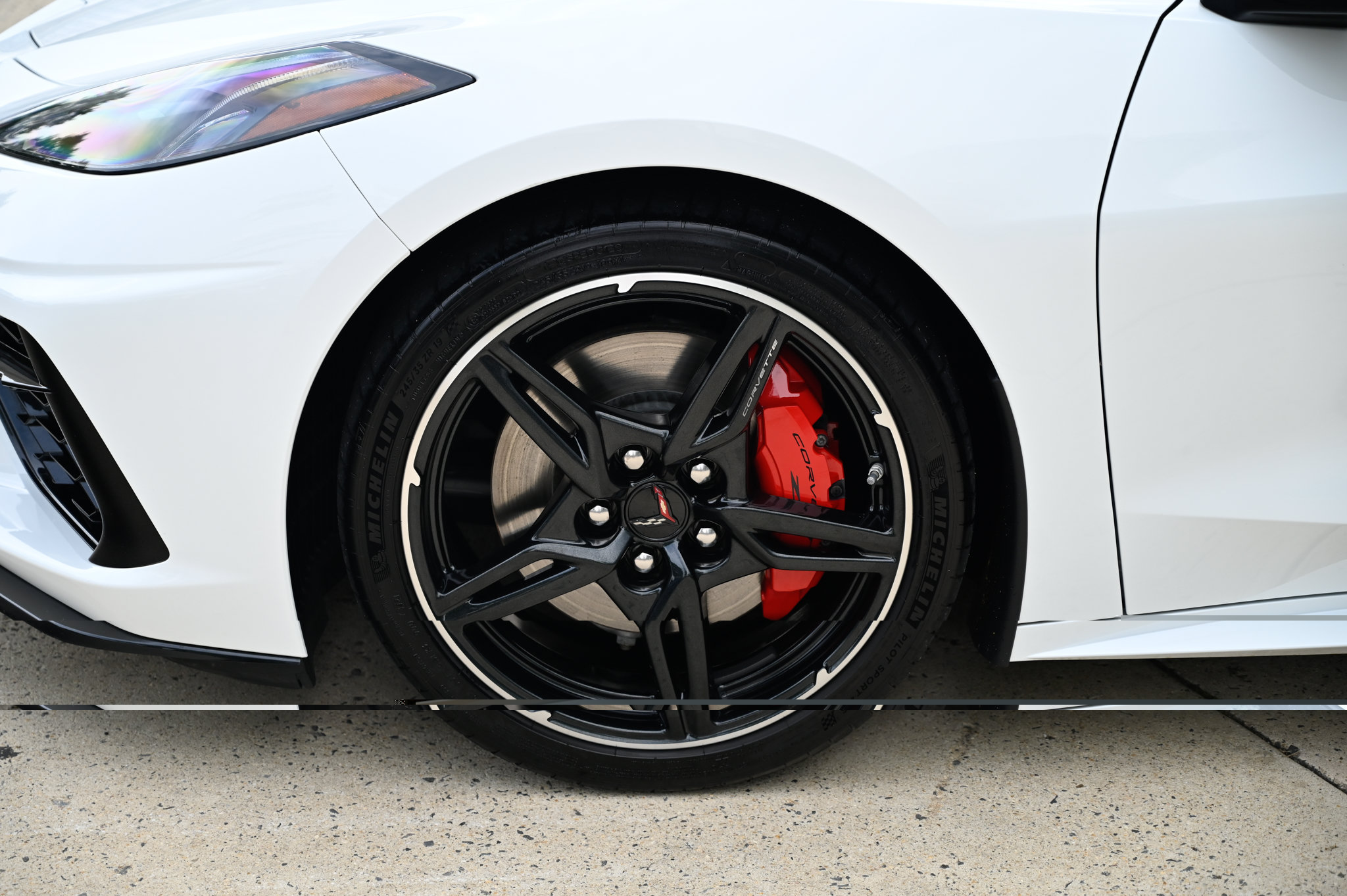 Used 2022 Chevrolet Corvette Stingray Preferred Cpe w/ Z51 Performance Package RWD image 9