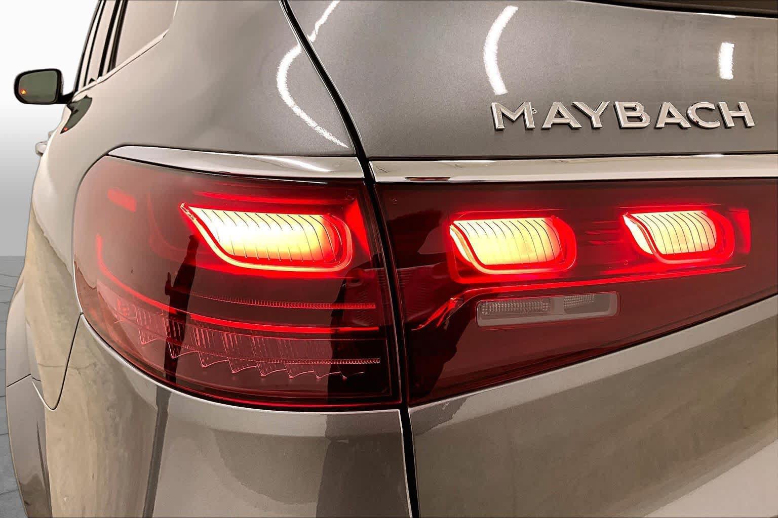 Used 2026 Mercedes-Benz Maybach GLS 600 4MATIC image 29