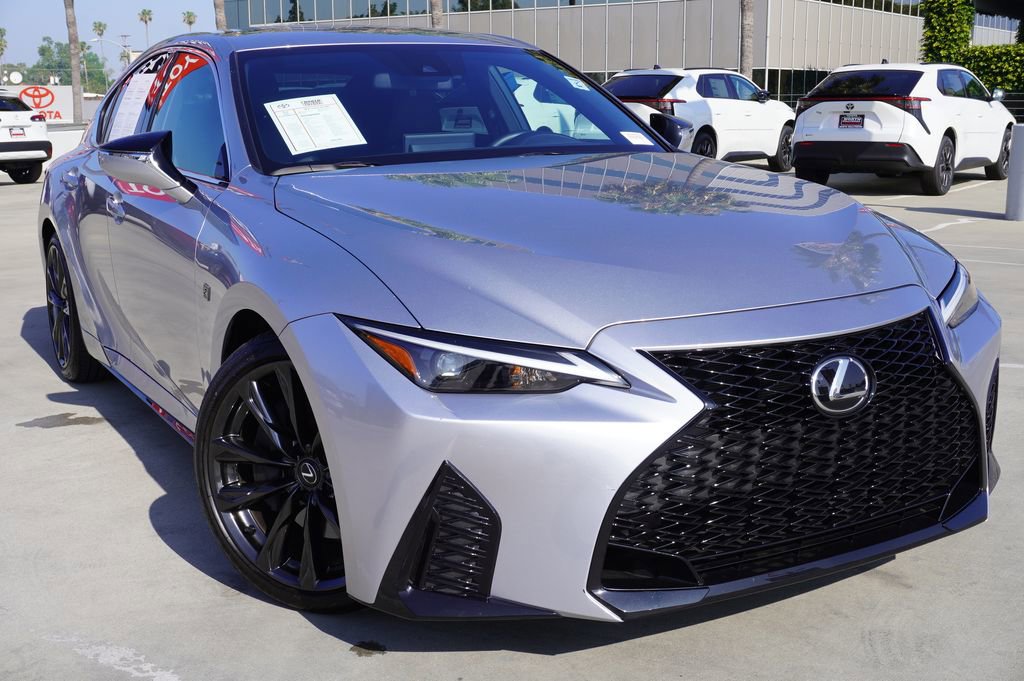 Used 2025 Lexus IS 300 F Sport image 2