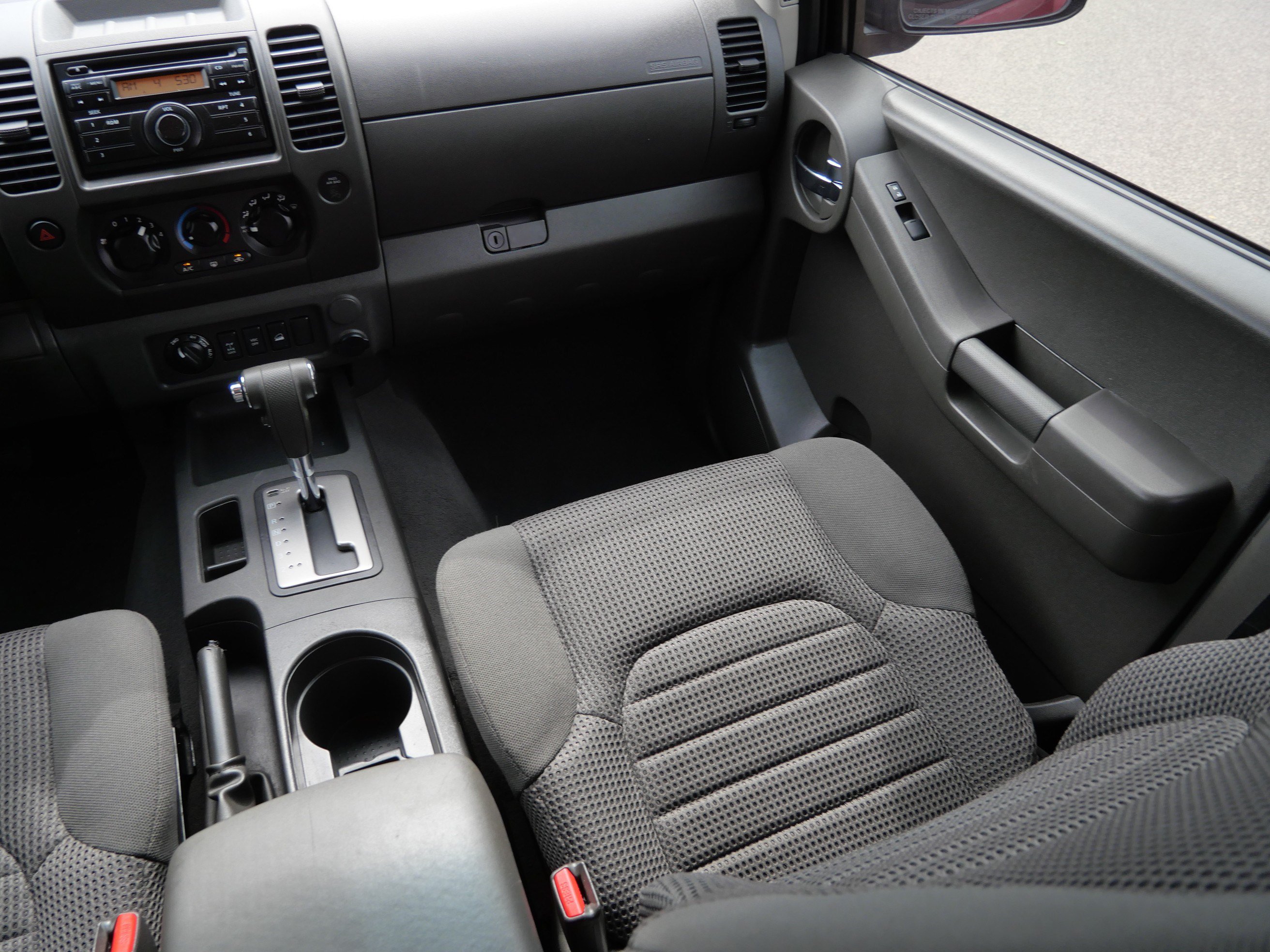 Used 2008 Nissan Xterra Off-Road AWD/4WD image 11