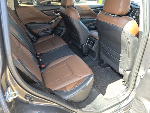 Used 2024 Subaru Forester Touring w/ Convenience Package AWD/4WD image 19