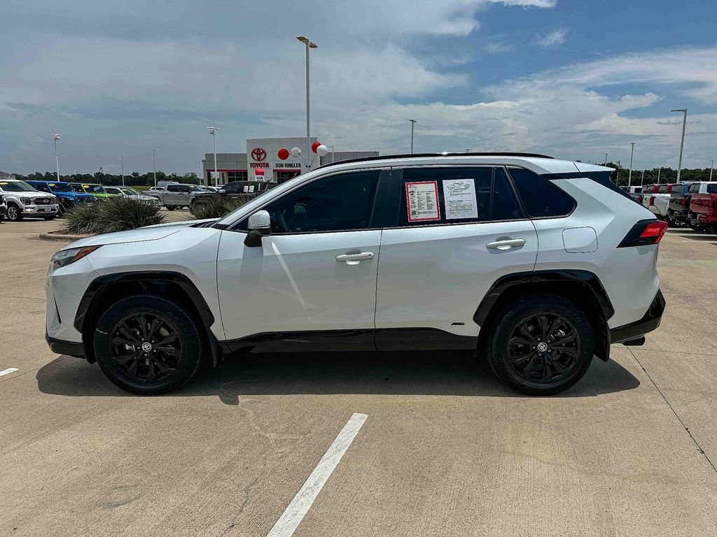 Certified 2024 Toyota RAV4 SE w/ Convenience Package AWD/4WD image 6