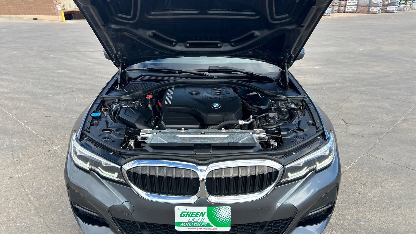 Used 2019 BMW 330i xDrive xDrive w/ M Sport Package image 11