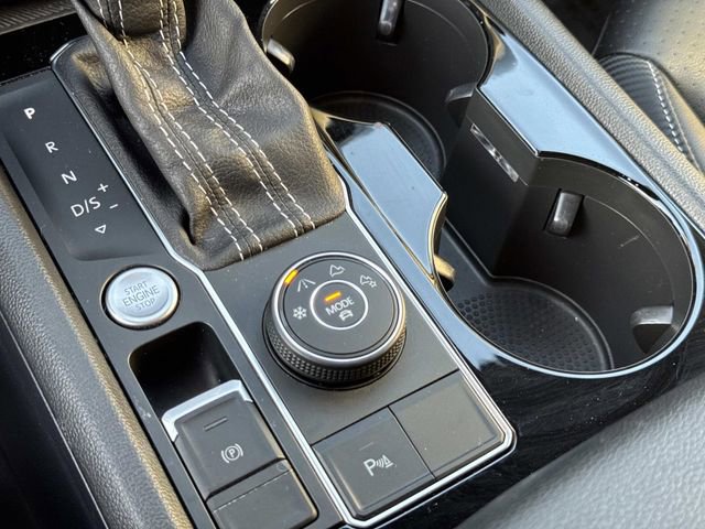 Certified 2023 Volkswagen Atlas Cross Sport SEL image 26