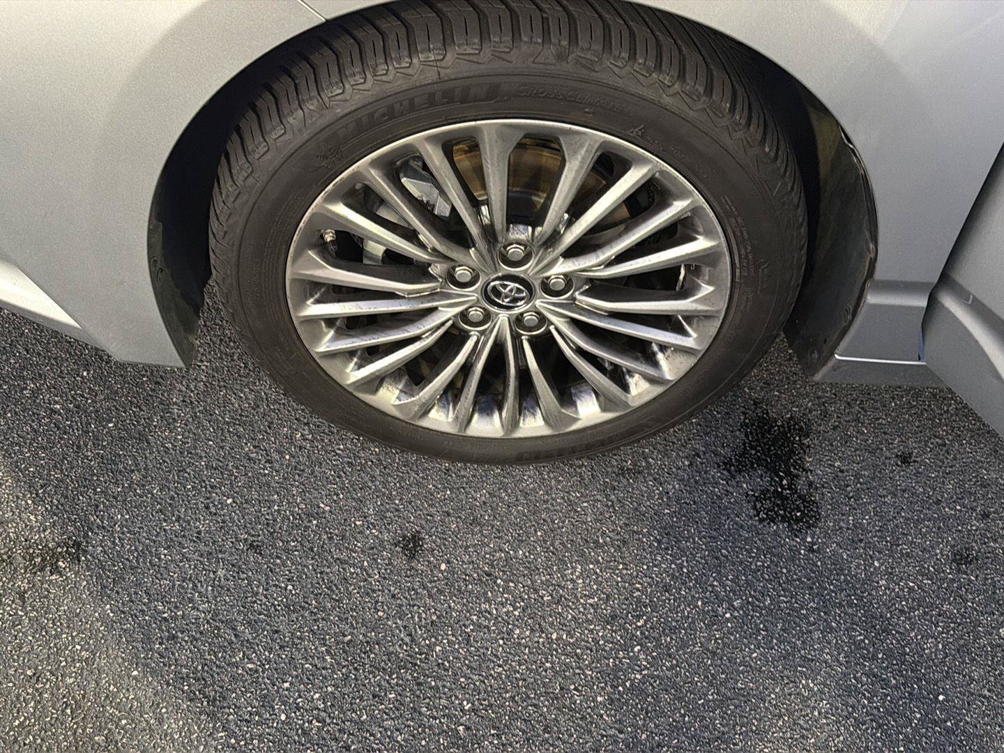 Used 2019 Toyota Avalon Limited w/ Advanced Safety Package FWD image 39