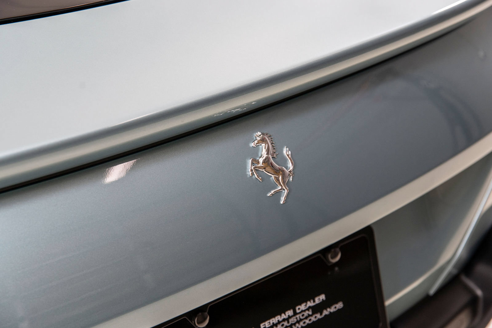 Certified 2025 Ferrari Roma Spider RWD image 33