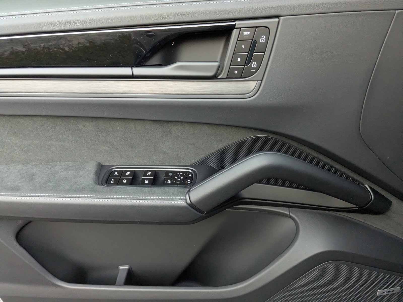 New 2026 Porsche Cayenne GTS image 14