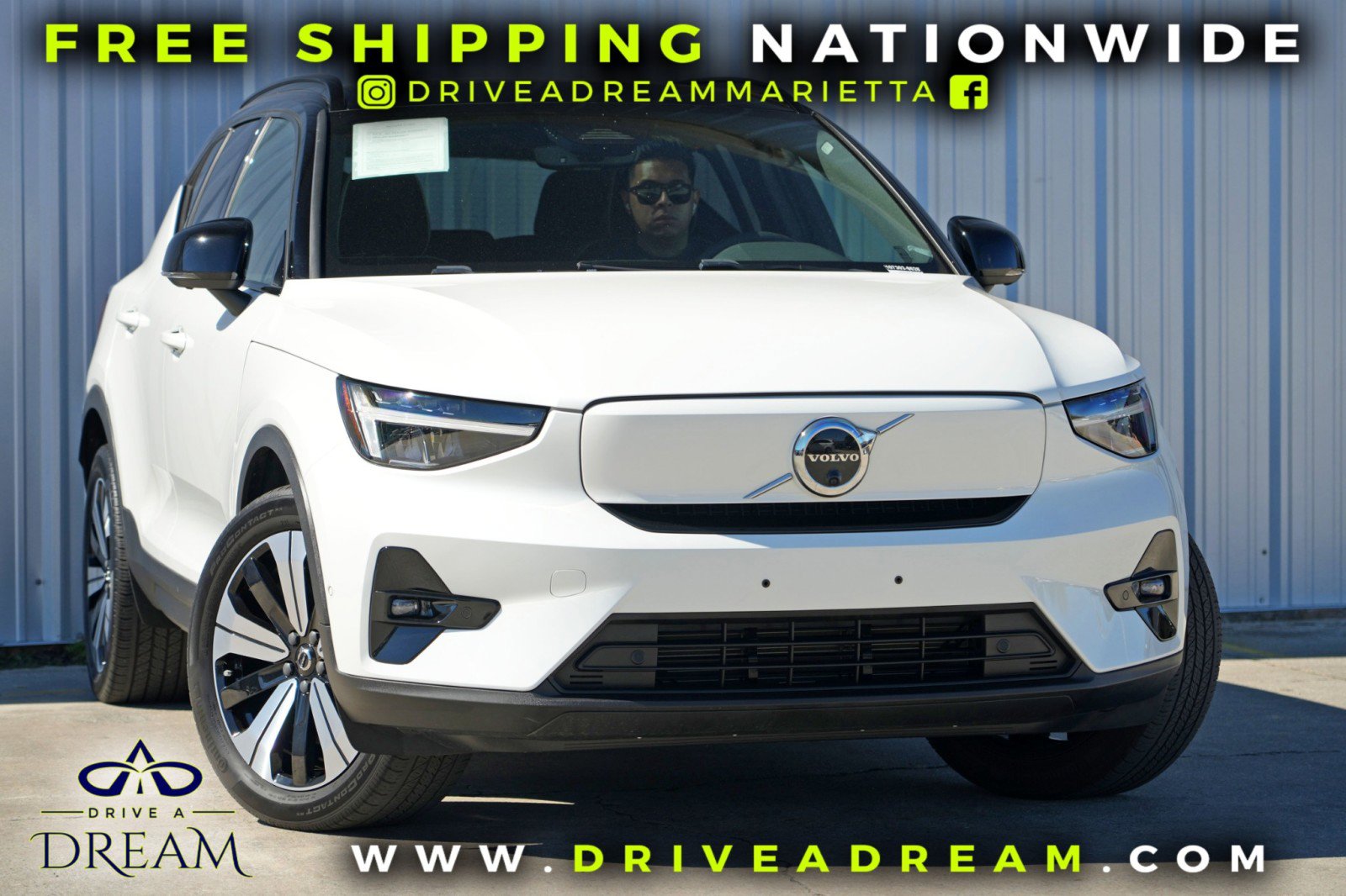 Used 2023 Volvo XC40 Recharge Plus w/ Protection Package Premier image 2