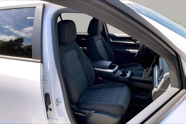 Used 2025 GMC Terrain Elevation AWD/4WD image 19