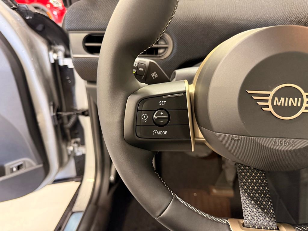 Used 2025 MINI Cooper S image 13