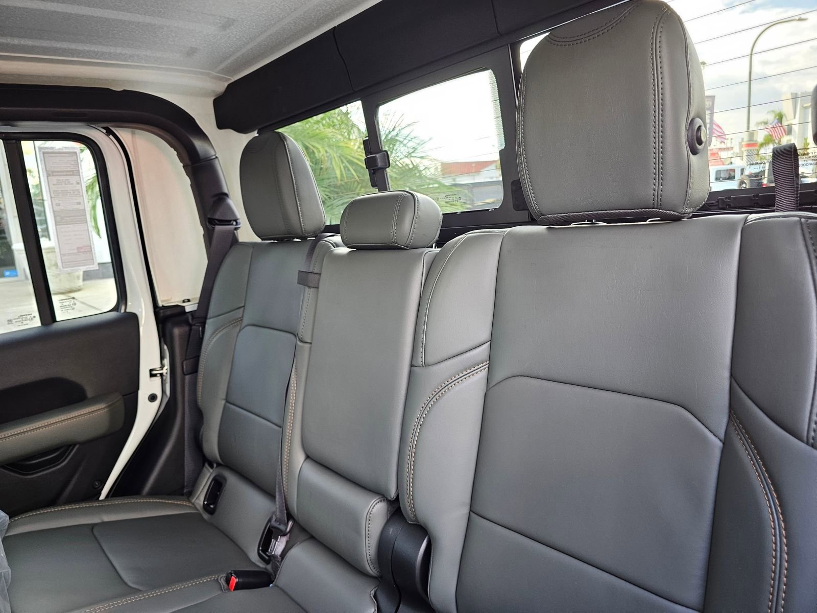 New 2026 Jeep Gladiator Mojave image 25