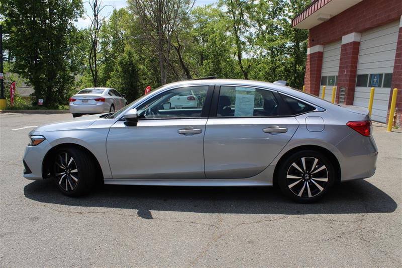 Used 2022 Honda Civic EX image 2