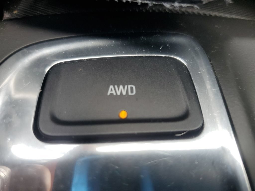 Used 2021 Chevrolet Equinox LT AWD/4WD image 18