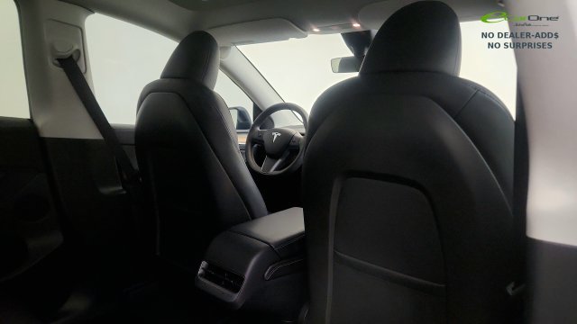 Used 2025 Tesla Model Y Long Range RWD image 39