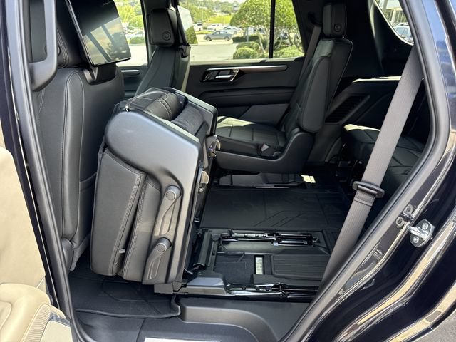 New 2026 Chevrolet Tahoe High Country AWD/4WD image 16