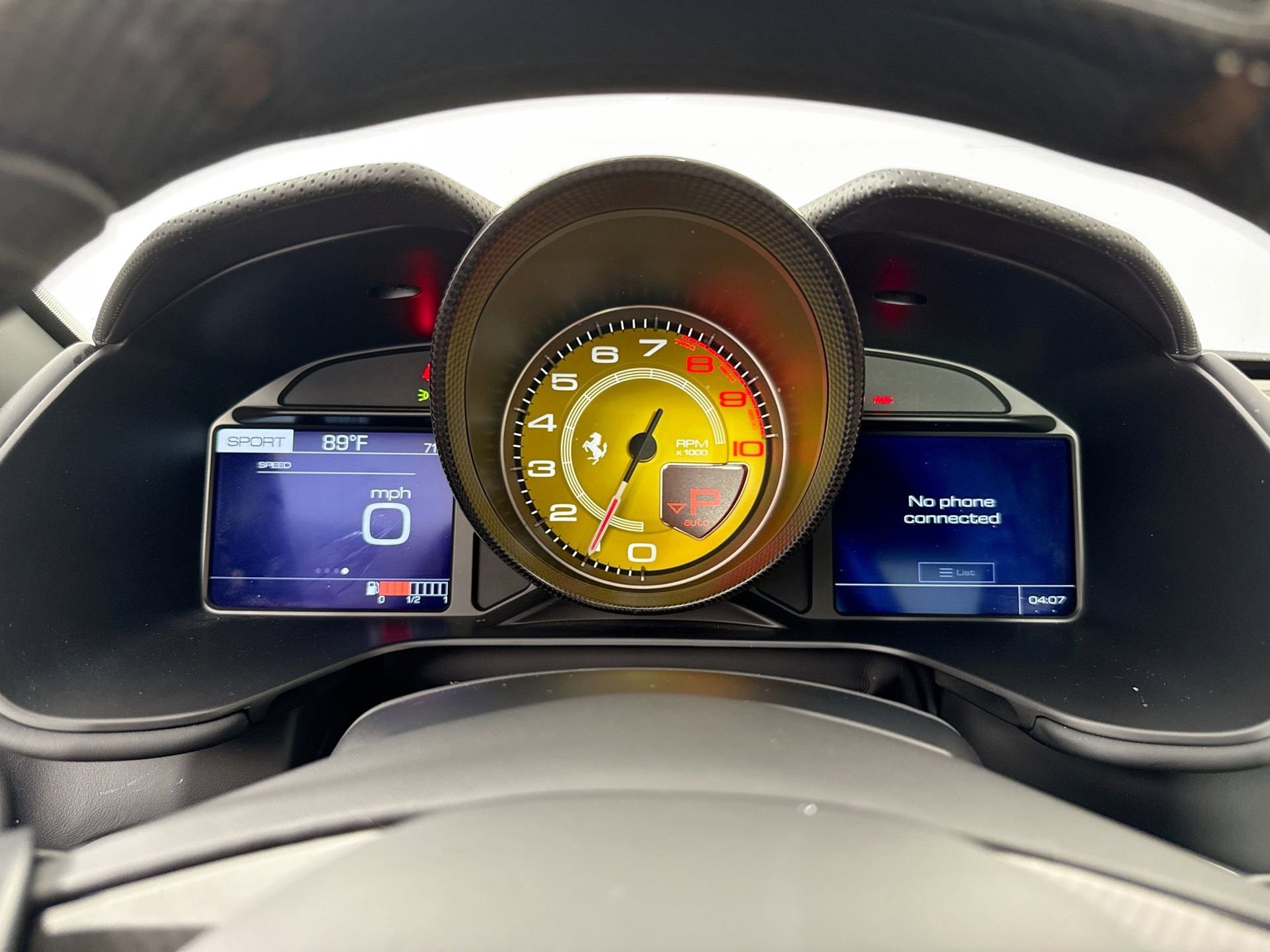 Certified 2019 Ferrari Portofino RWD image 11