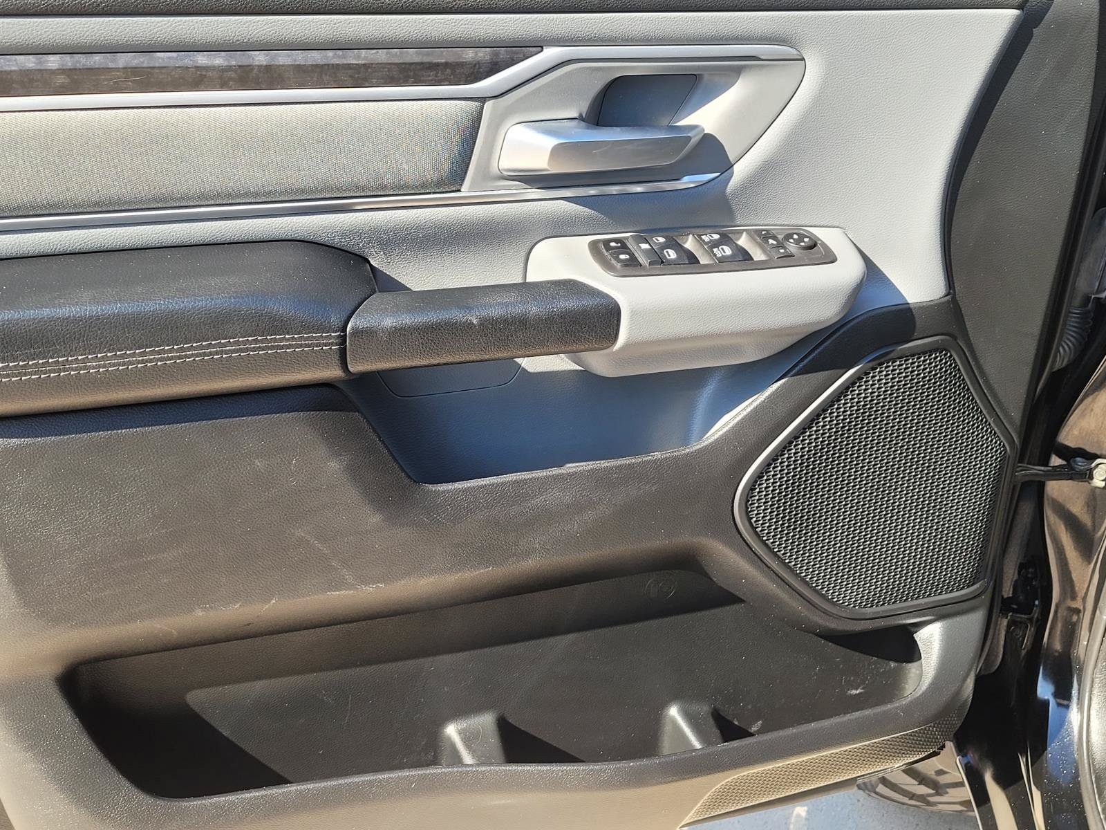 Used 2021 RAM 1500 Big Horn AWD/4WD image 4