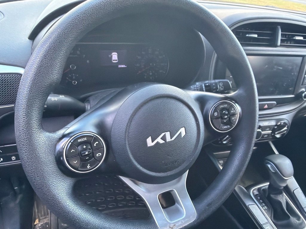 Used 2022 Kia Soul LX w/ Technology Package FWD image 9