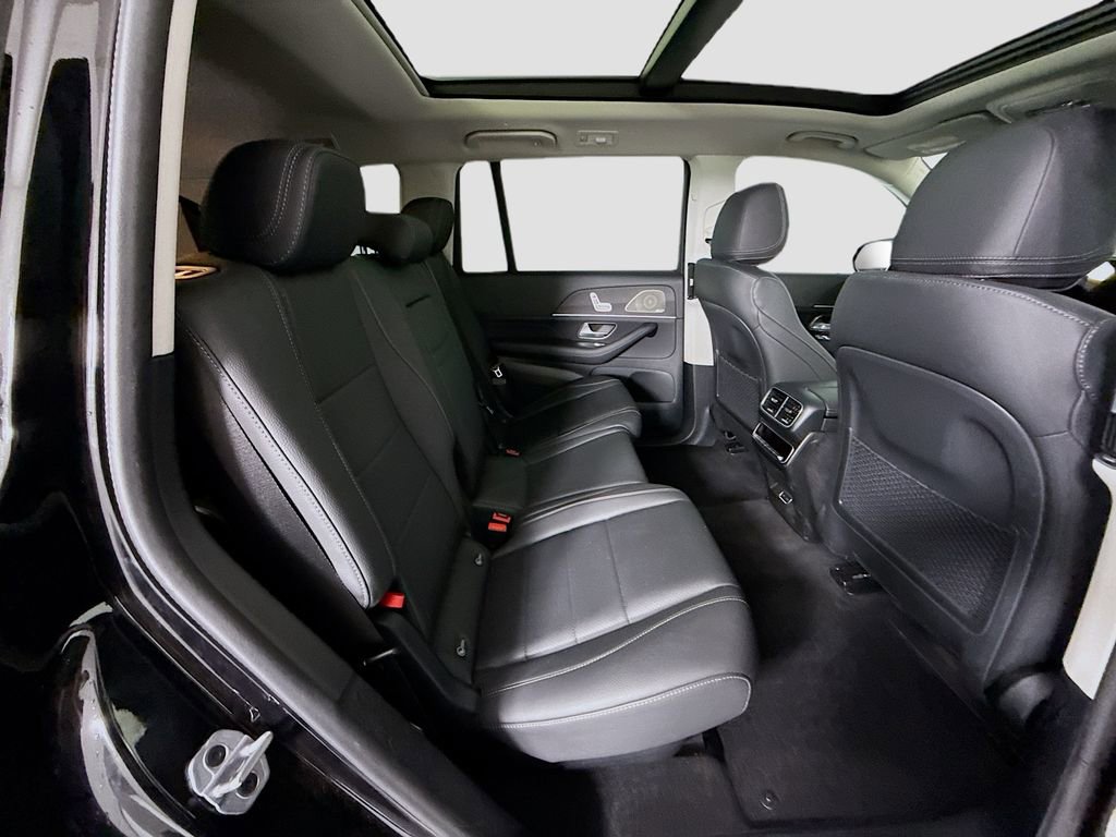 Used 2026 Mercedes-Benz GLS 450 4MATIC image 23