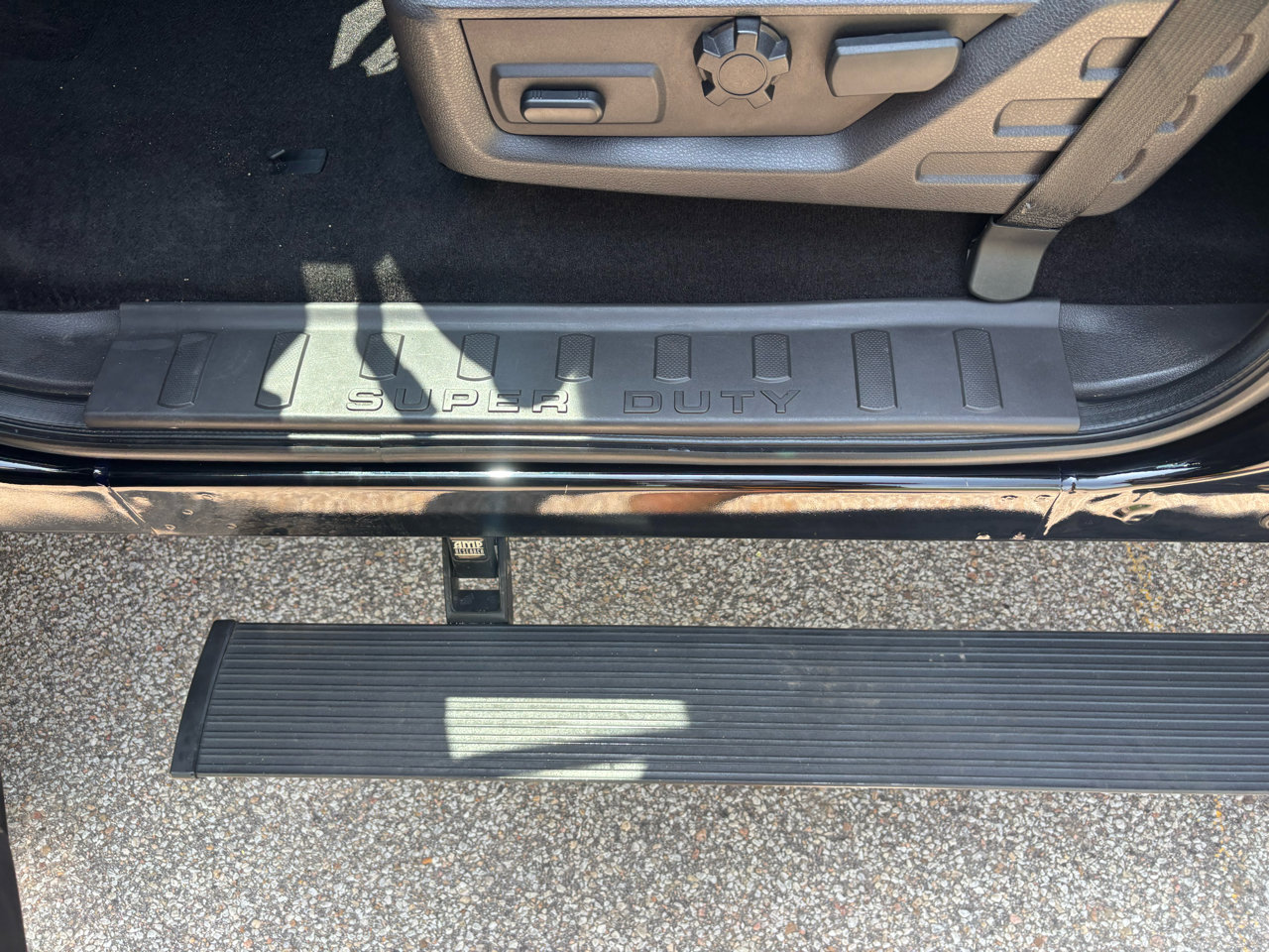 Used 2009 Ford F350 Harley-Davidson image 17