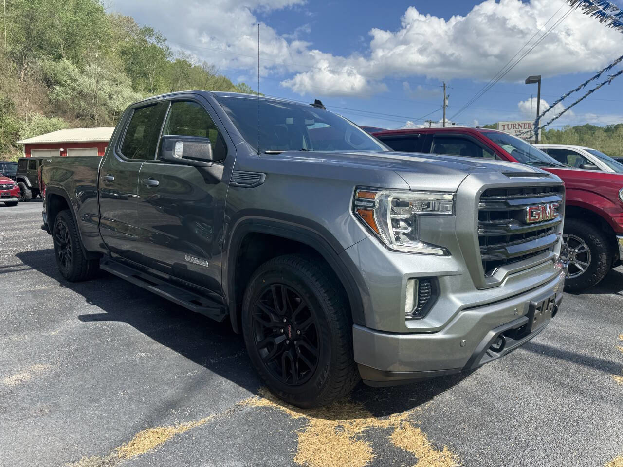 Used 2021 GMC Sierra 1500 Elevation w/ Preferred Package image 3