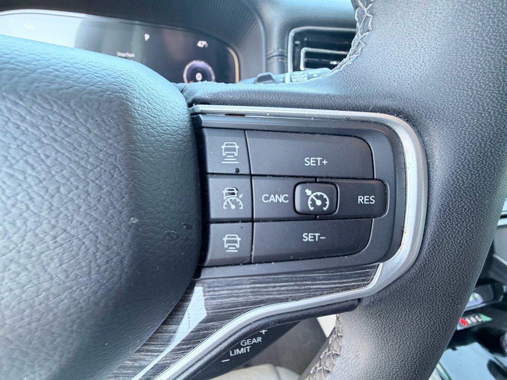 Used 2022 Jeep Wagoneer Series II RWD image 13