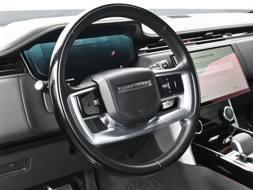 Used 2023 Land Rover Range Rover SE image 10