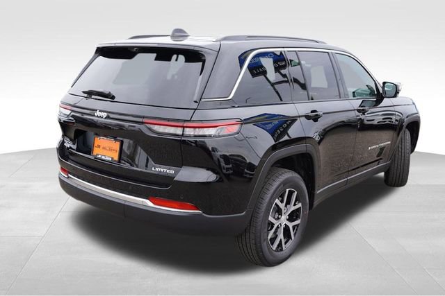 New 2025 Jeep Grand Cherokee Limited w/ Luxury Tech Group II image 3