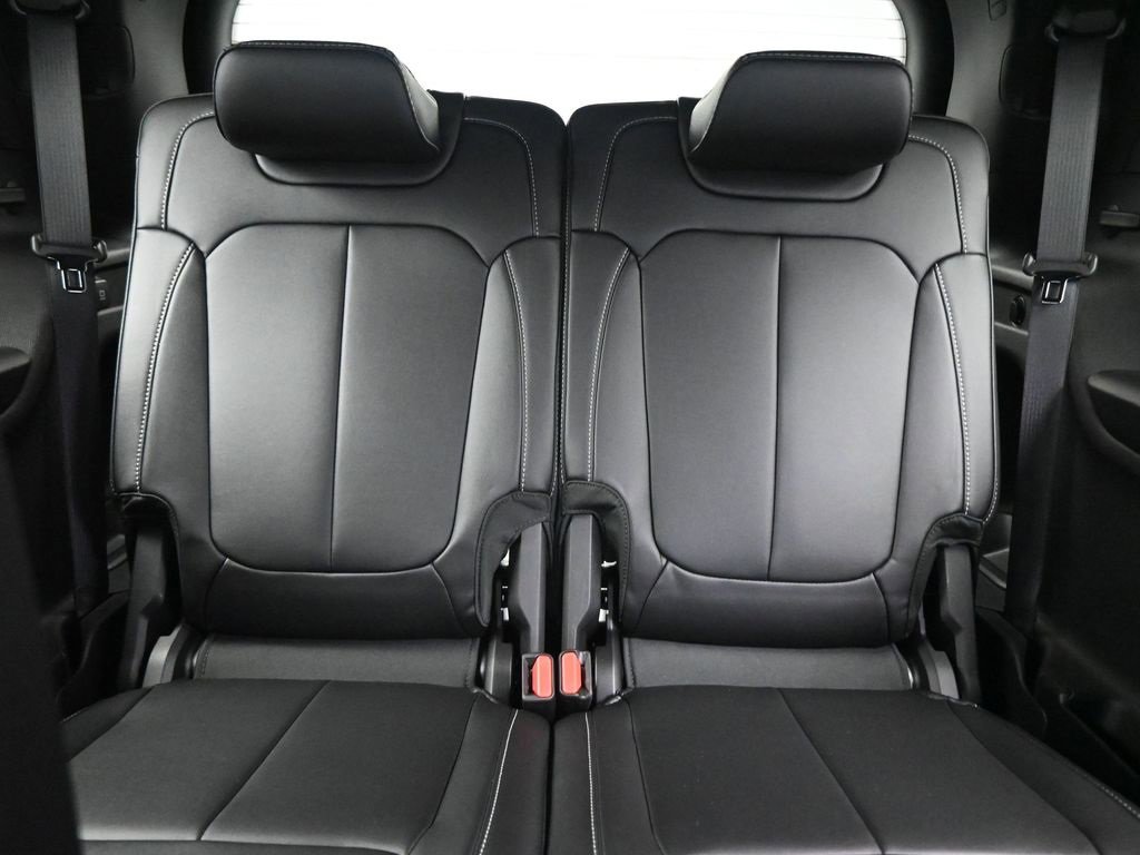 New 2025 Jeep Grand Cherokee L Limited w/ Black Appearance Package image 16