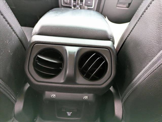 Used 2020 Jeep Gladiator Overland image 17