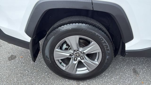 Used 2024 Toyota RAV4 XLE w/ Convenience Package image 12
