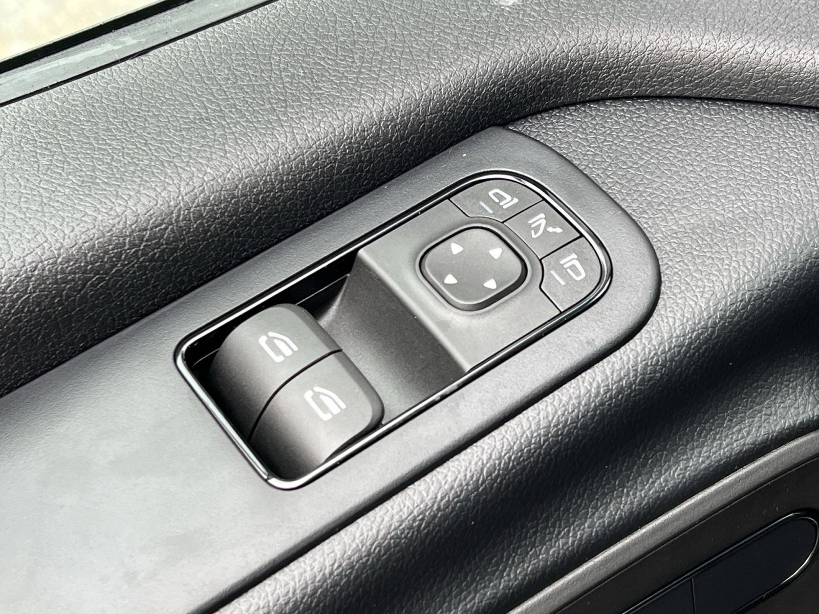 New 2026 Mercedes-Benz Sprinter 2500 image 13