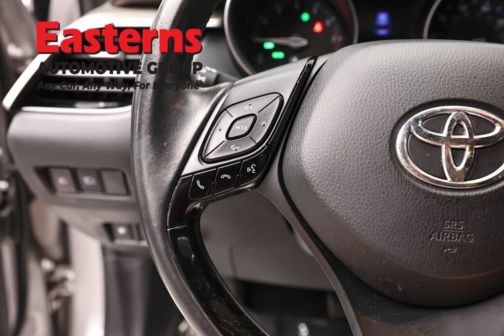 Used 2019 Toyota C-HR Limited FWD image 15