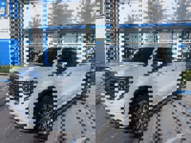 Used 2023 GMC Sierra 1500 Denali w/ Denali Reserve Package image 5