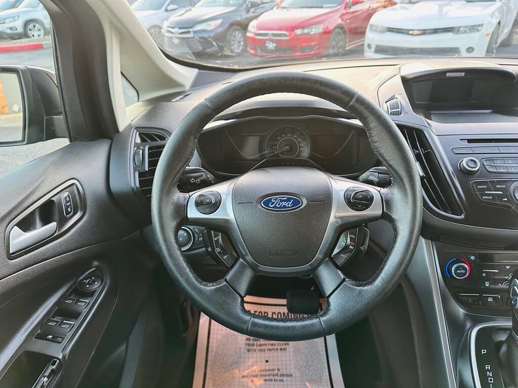 Used 2017 Ford C-MAX SE w/ Interior Protection Package image 12