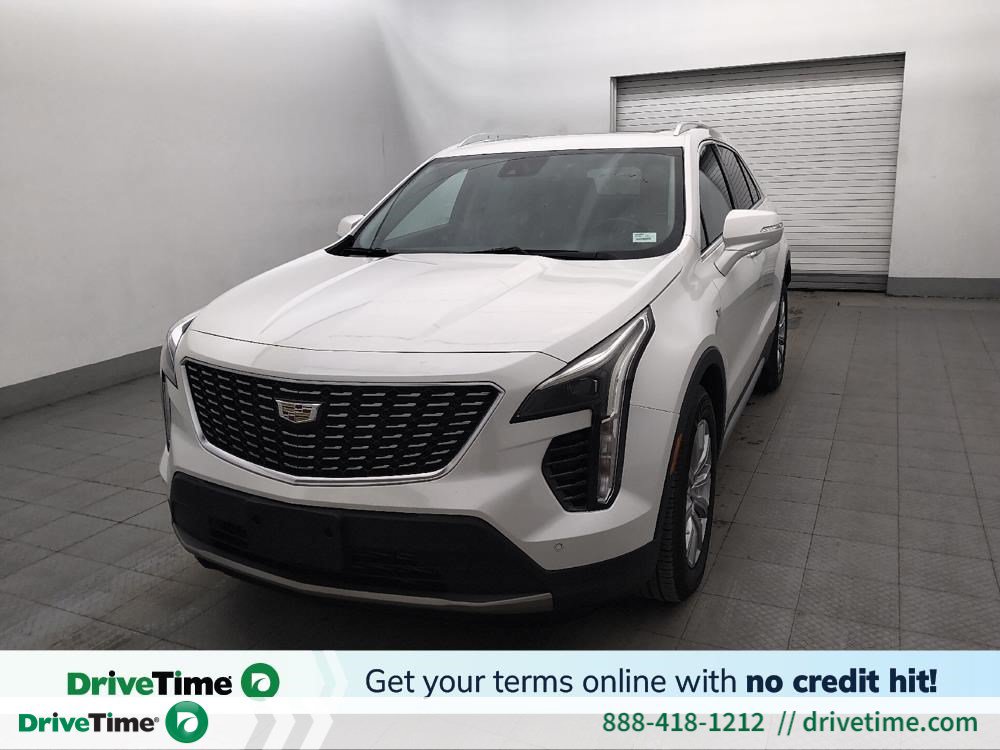 Used 2023 Cadillac XT4 Premium Luxury w/ Driver Assist Package FWD image 1