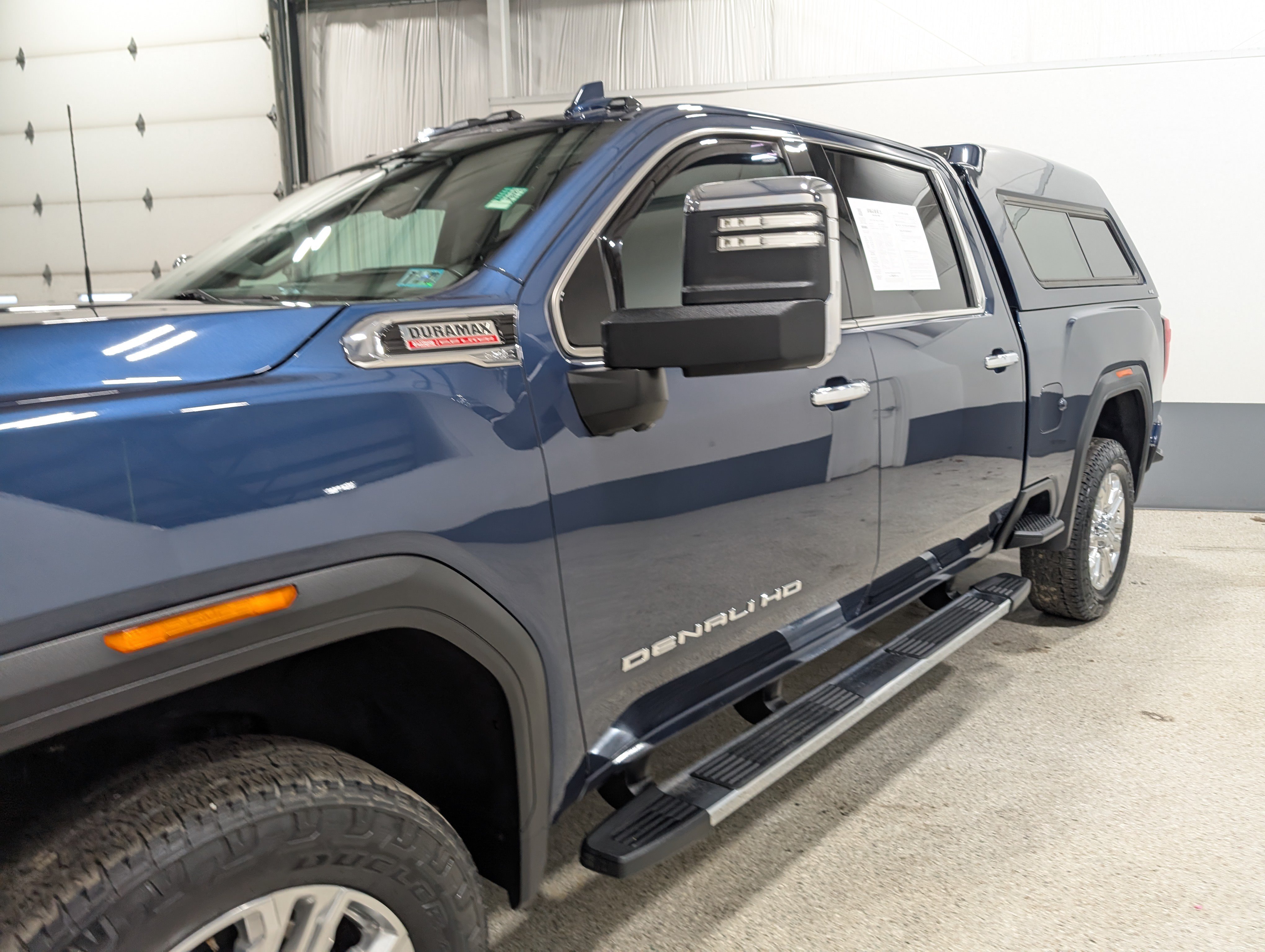 Used 2023 GMC Sierra 2500 Denali w/ Denali Ultimate Package AWD/4WD image 6