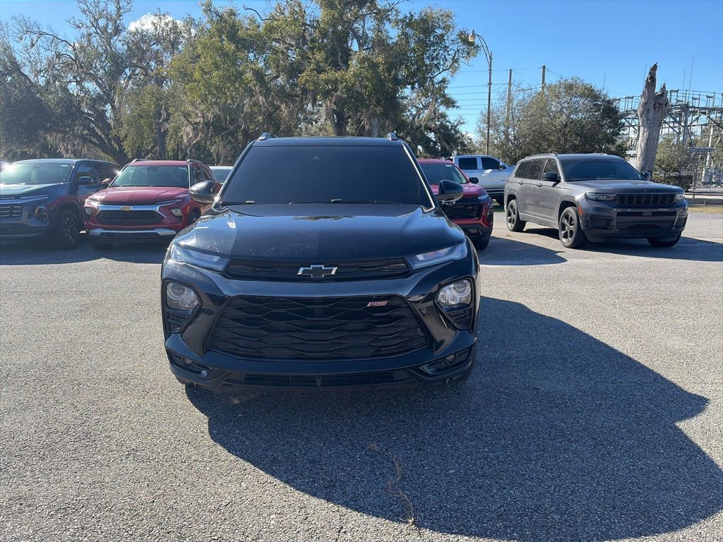 Used 2022 Chevrolet TrailBlazer RS w/ Technology Package image 2