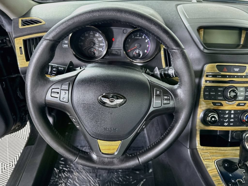 Used 2011 Hyundai Genesis 2.0T RWD image 14