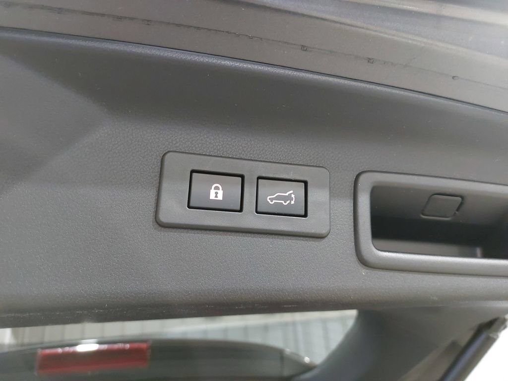 Used 2025 Subaru Forester Limited w/ Popular Package #1 AWD/4WD image 14