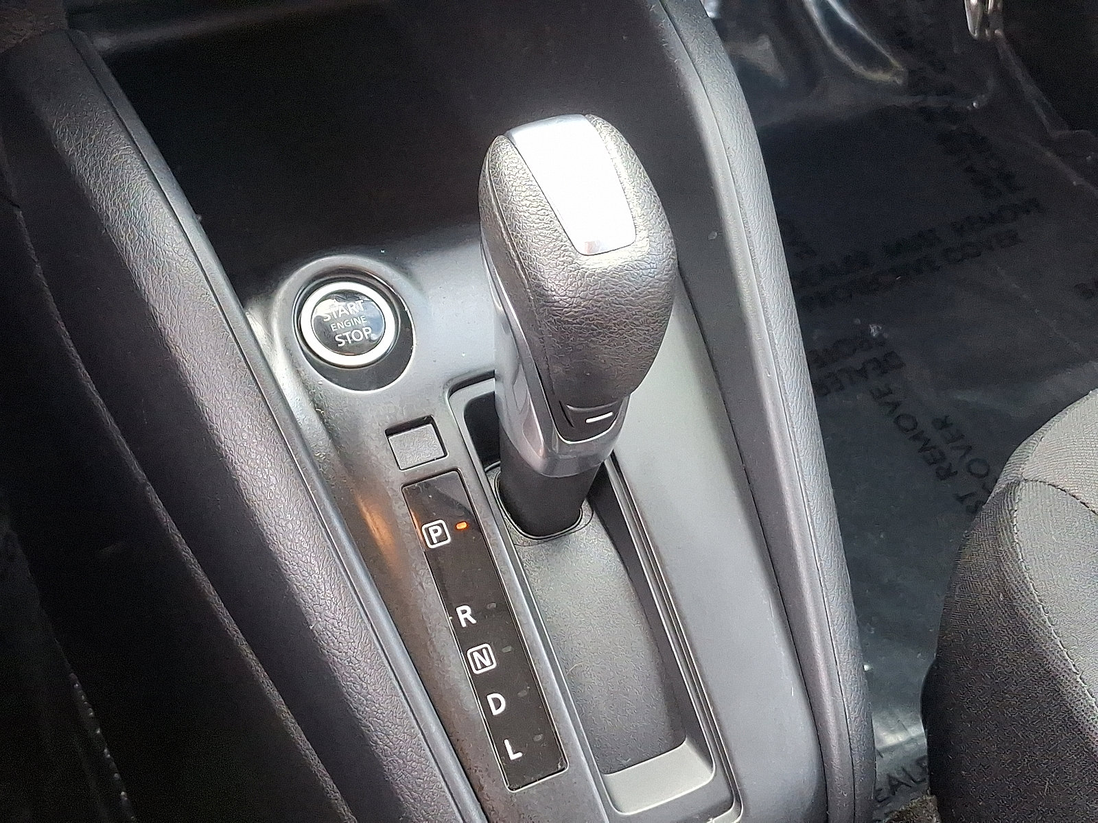 Used 2024 Nissan Kicks S image 14