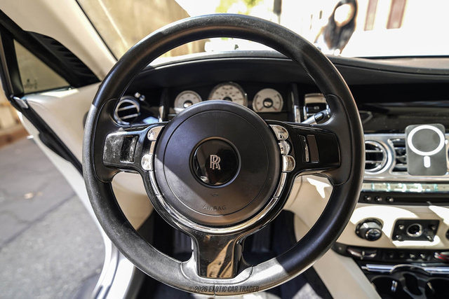 Used 2017 Rolls-Royce Wraith RWD image 56