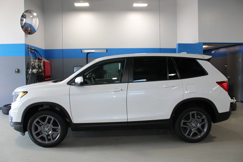 Used 2023 Honda Passport EX-L image 11