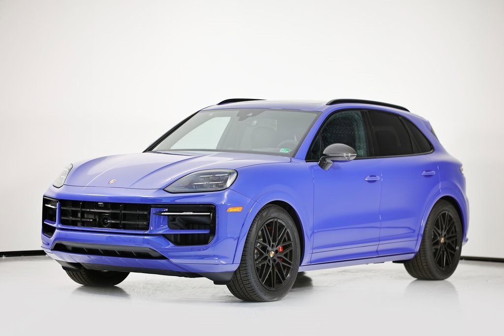 New 2025 Porsche Cayenne GTS