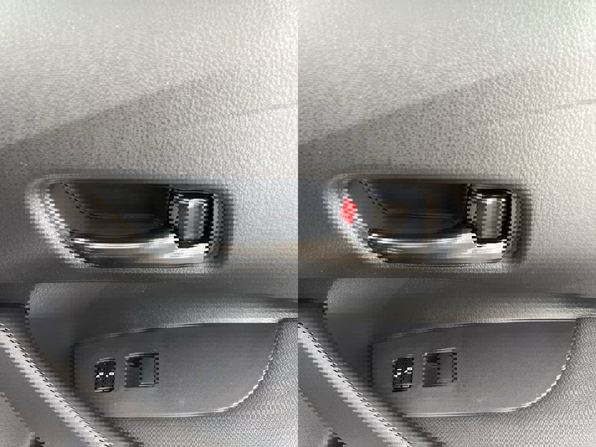 New 2024 Toyota Corolla LE image 30