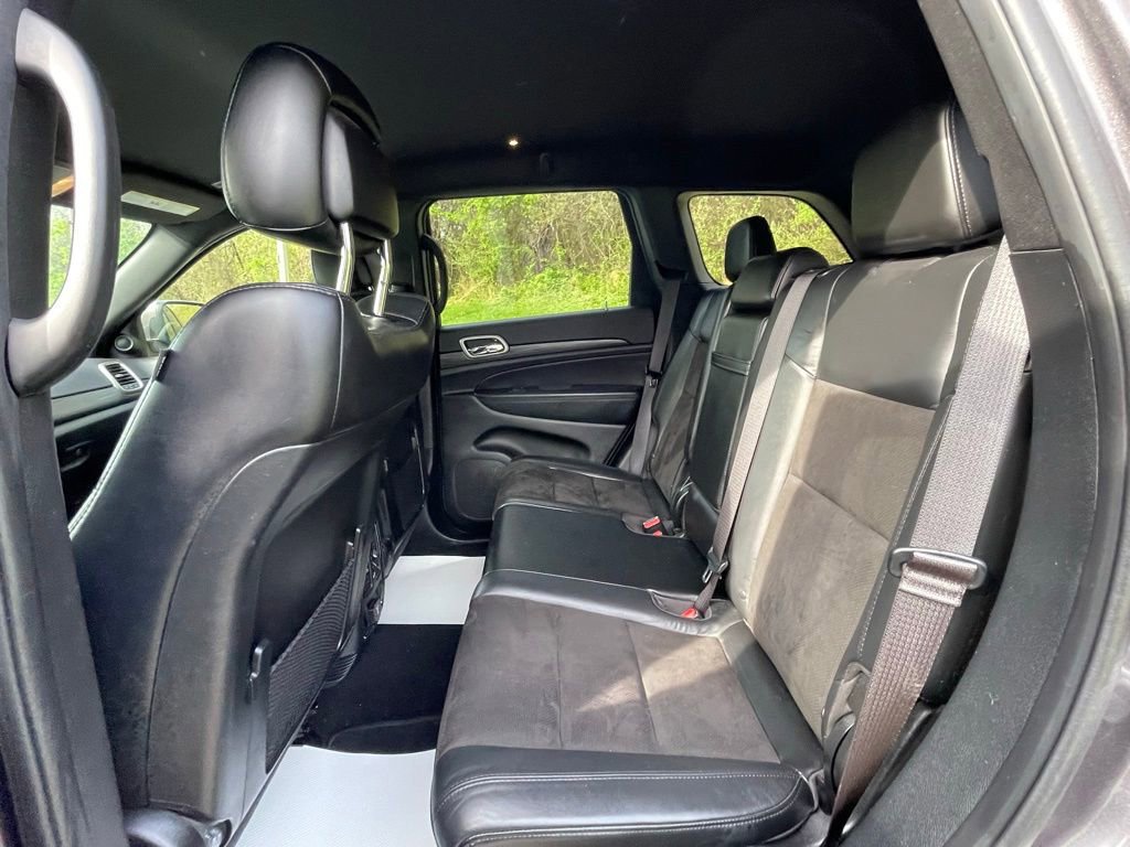 Used 2021 Jeep Grand Cherokee Laredo X image 23