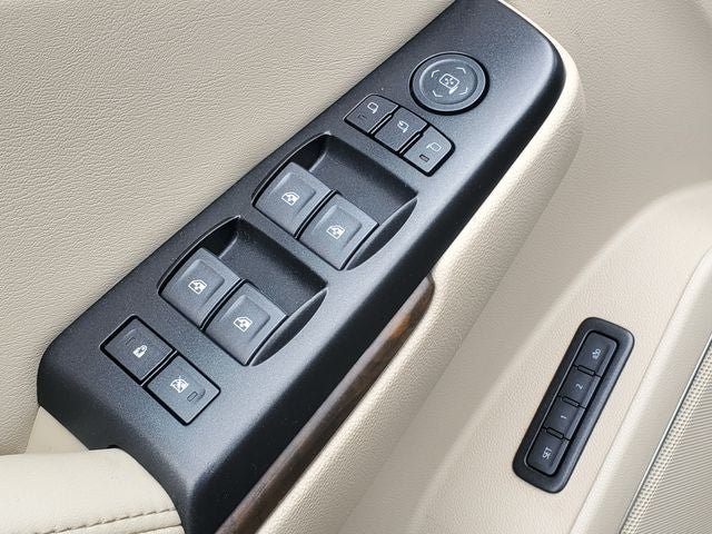 Used 2019 GMC Yukon XL Denali AWD/4WD image 7