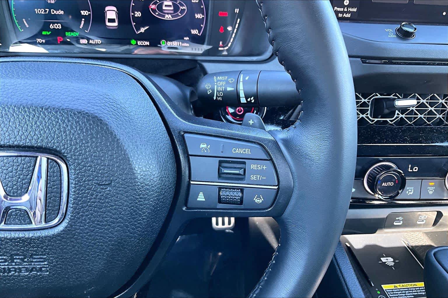 Used 2025 Honda Accord Sport image 25
