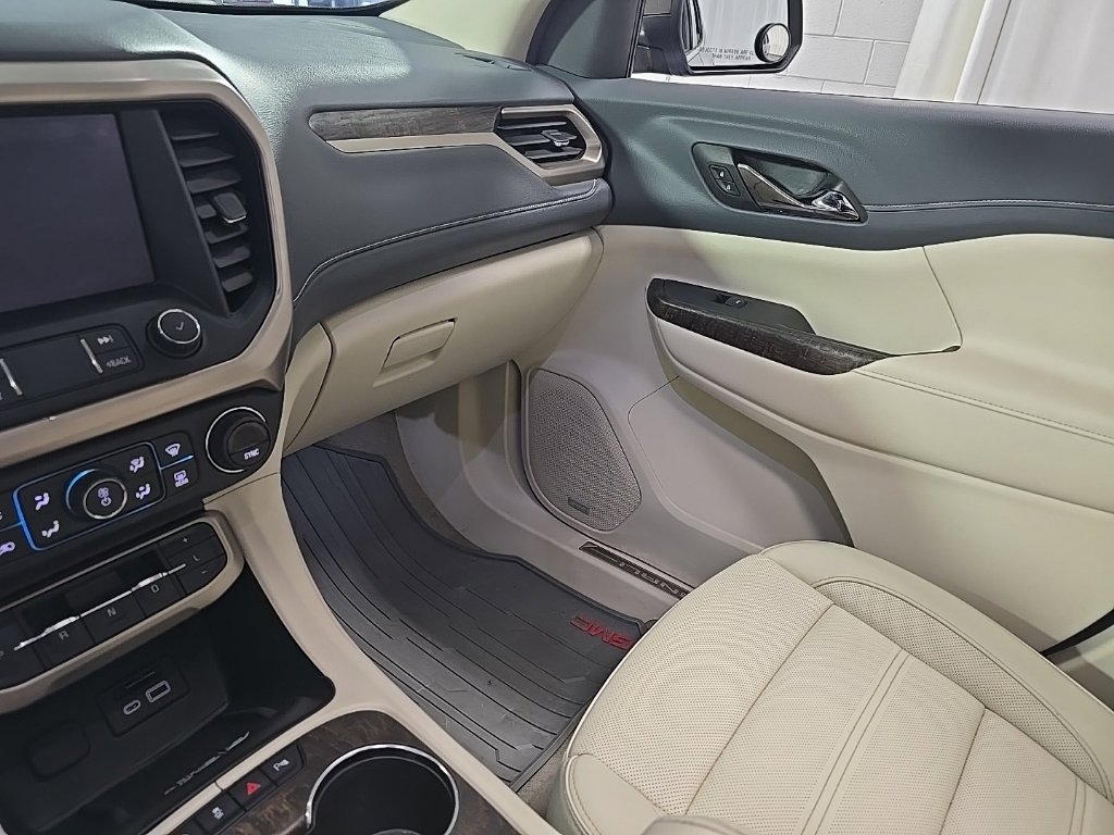 Used 2020 GMC Acadia Denali w/ Trailering Package AWD/4WD image 29