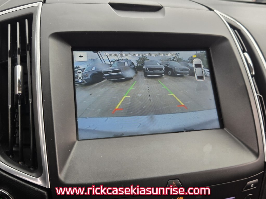 Used 2016 Ford Edge Titanium w/ Equipment Group 302A FWD image 22